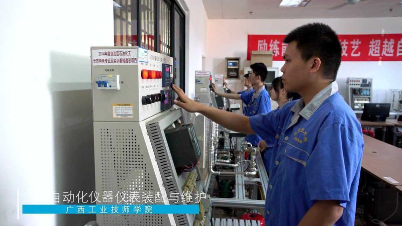雷达液位计测量精度能达1mm吗